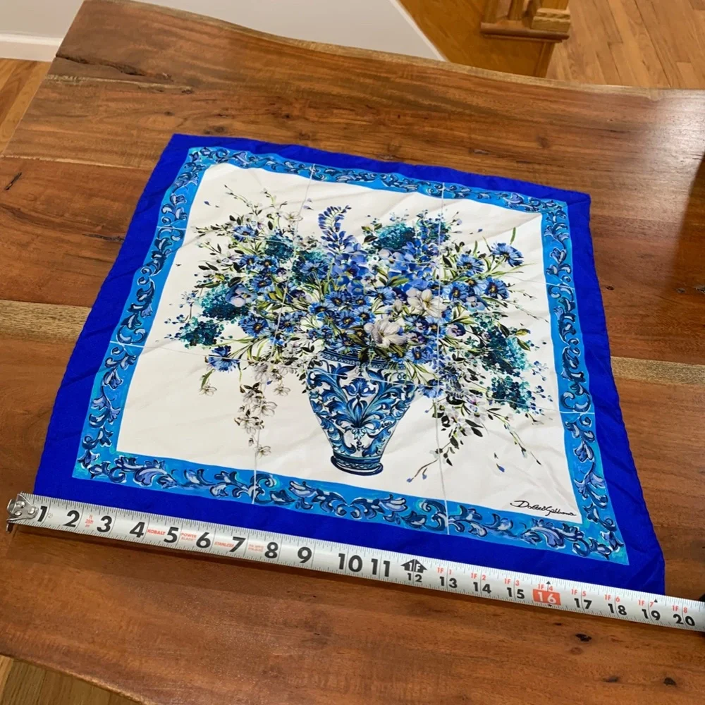 DOLCE & GABBANA Square Silk Scarf Blue white Vase floral flower 50x50 twilly D&G